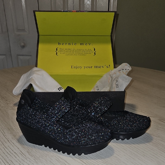 bernie mev. Shoes - bernie mev. Black and Multicolor Wedges